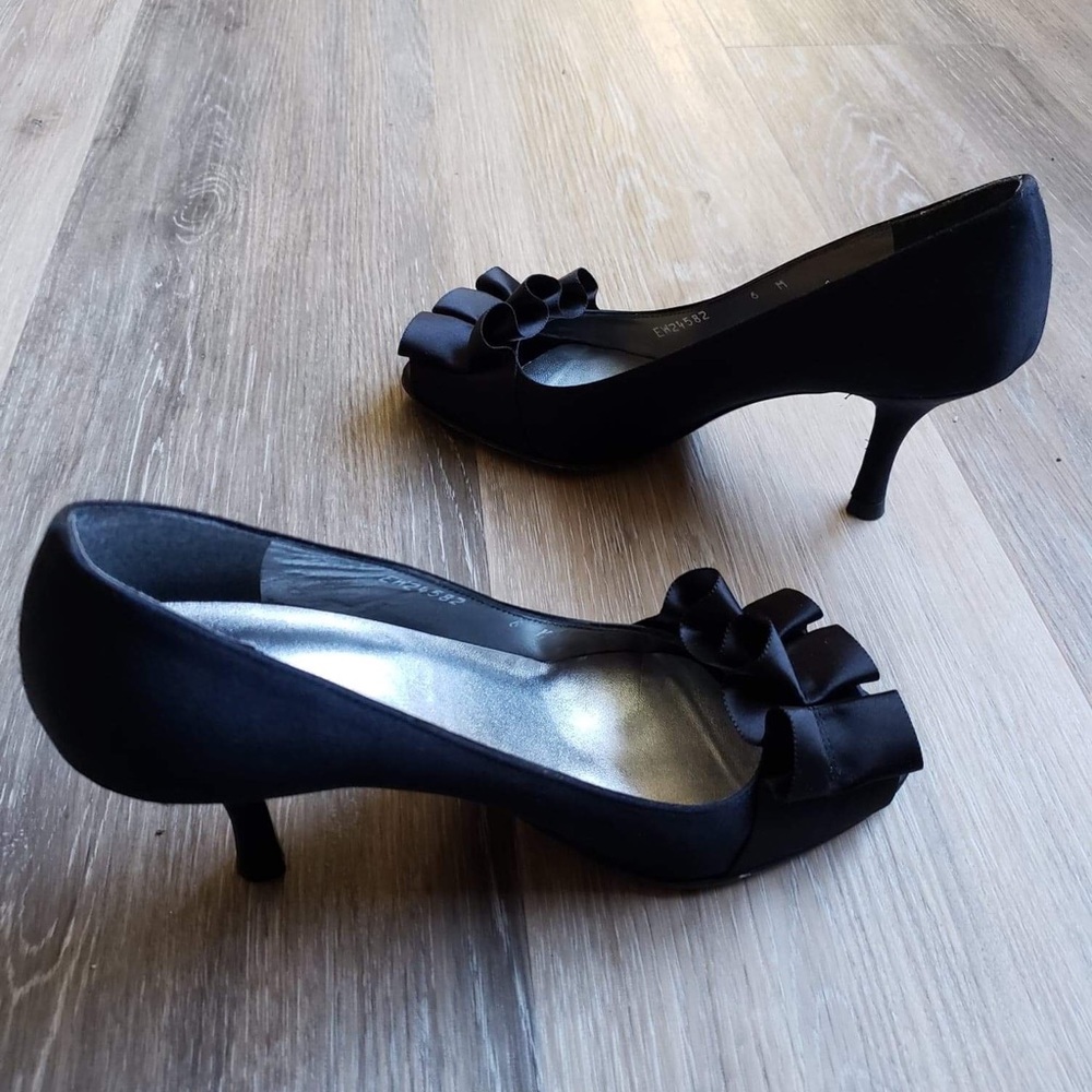 Black Satin Open Toe Pumps - Picture 3 of 9